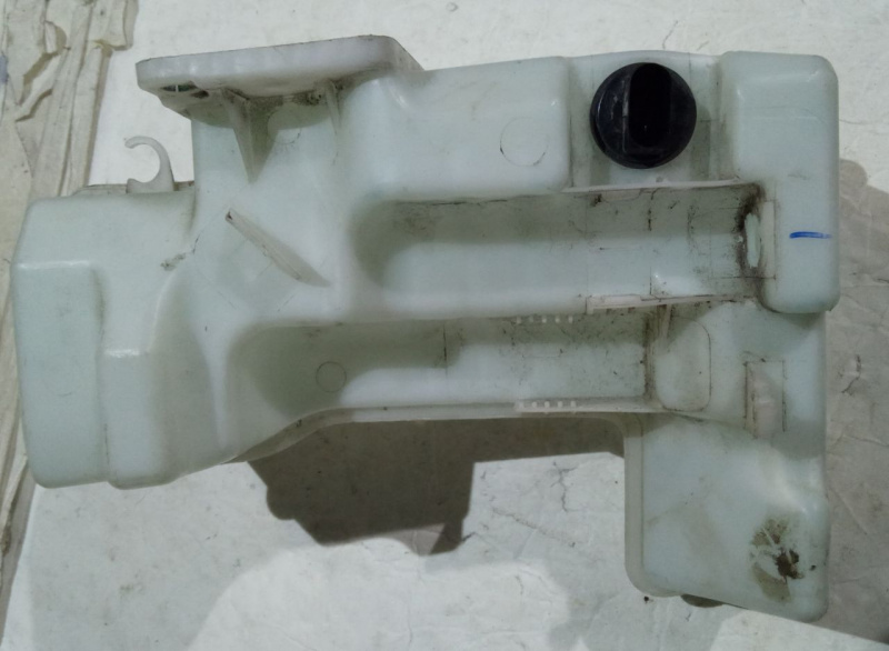 Бачок омывателя Volkswagen Passat B7 2.5 1.8 USA 2011-2015 5C6955453Q 5C6955453S 5C6955453R