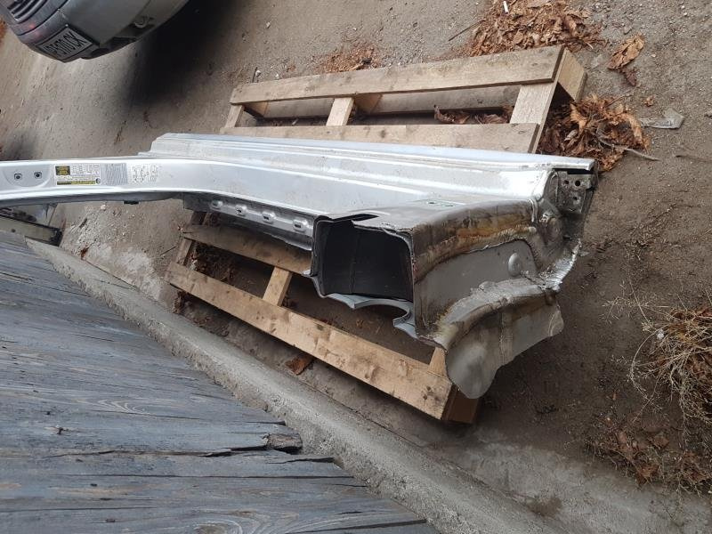 Стойка кузовная центральная лев Volkswagen Passat B7 2.5 1.8 USA 2011-2015