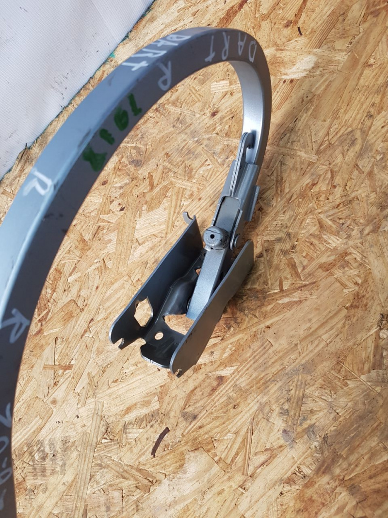 Петля крышки багажника правая DODGE DART 2013-2016 68082012AH 68082012AH