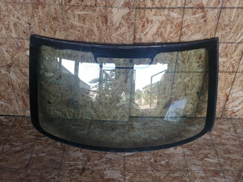 Стекло заднее BMW 3 series E90 2004-2011 51317138639
