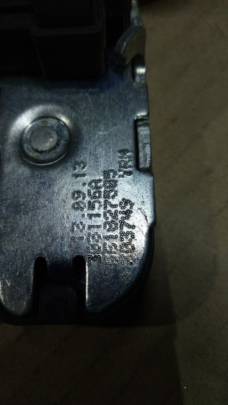 Замок крышки багажника Volkswagen Passat B7 2.5 1.8 USA 2011-2015 561827505B