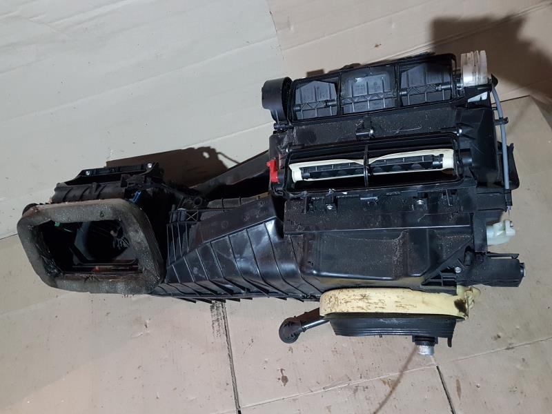 Печка в сборе Volkswagen Jetta VI 2.0 162 CBPA 2011-2018 1K1819015D 5C1820007 1K0907543G 5C0819031