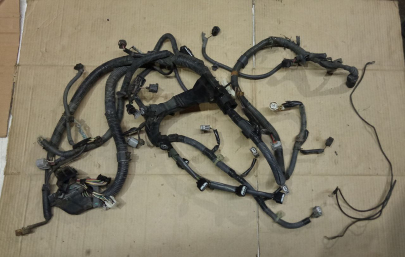 Проводка моторная Toyota Camry 40 2.4 2AZ-FE 2006-2011 8212106751