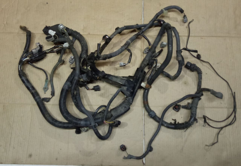 Проводка моторная Toyota Camry 40 2.4 2AZ-FE 2006-2011 8212106751