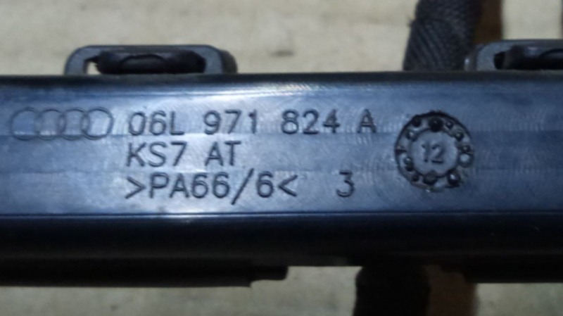 Канал(кожух) для кабеля Volkswagen Passat B7 1.8 USA CPRA 2011-2017 06l971824a