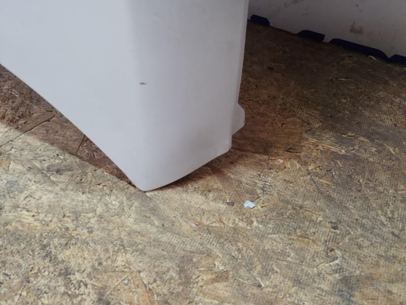 Капот голый BMW 328XI E90 2011 41617153940 ДЕФЕКТ