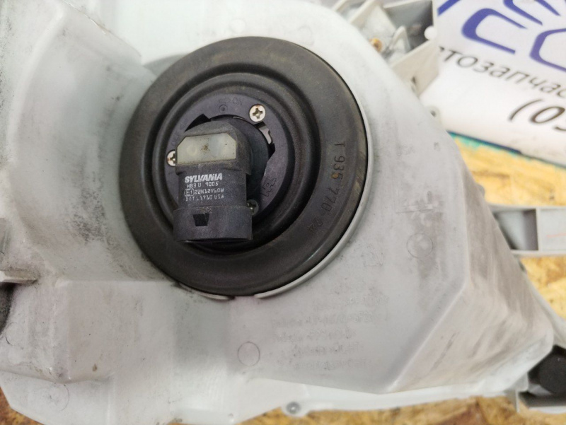 Фара передняя левая Toyota Camry 40 2.5 2009-2011 8115006500