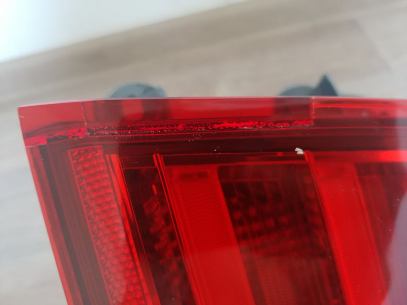 Фонарь задний правый BMW 3 F30 F80 F35 2012-2019 отреставрирован скол 7372786 183611-12