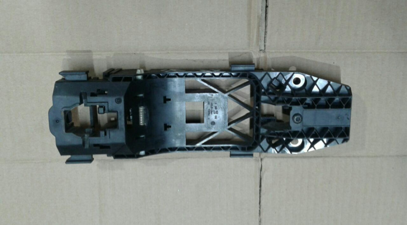 Механизм ручки двери перед прав Volkswagen Passat B7 2.5 1.8 USA 2011-2015