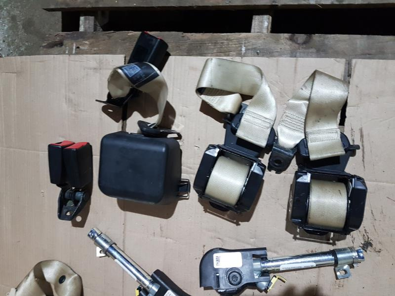 Ремень безопасности центр зад Volkswagen Passat B7 2.5 1.8 USA 2011-2015