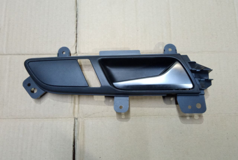 Ручка двери внутренняя перед прав Volkswagen Passat B7 2.5 1.8 USA 2011-2015