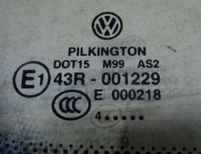 Форточка (глухое стекло)задняя зад лев(мат) Volkswagen Passat B7 2.5 1.8 USA 2011-2015 561845297FNVB