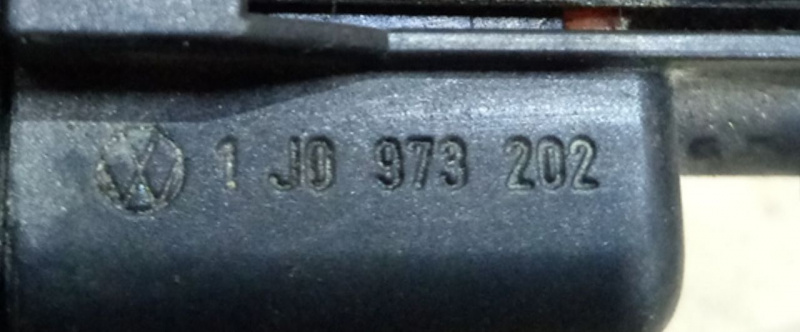 Датчик уровня бачка стеклоомывателя Volkswagen Passat B7 2.5 USA CBTA 2011-2014 7M0919376