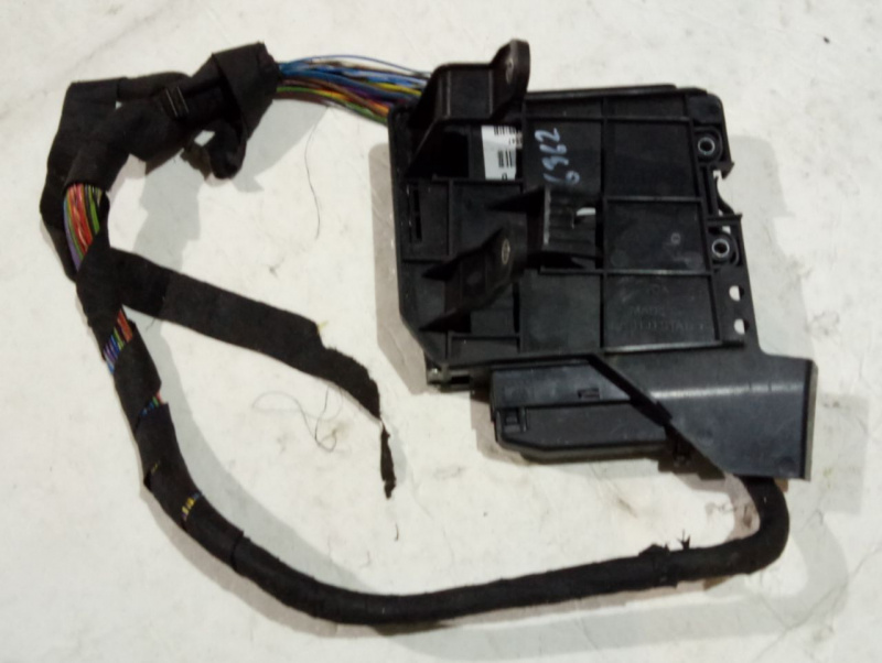 Кронштейн блока управления акпп Volkswagen Passat B7 1.8 USA CPRA 2011-2015 561927163