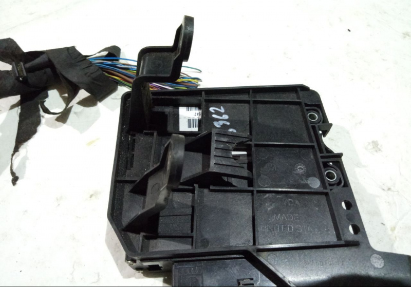 Кронштейн блока управления акпп Volkswagen Passat B7 1.8 USA CPRA 2011-2015 561927163