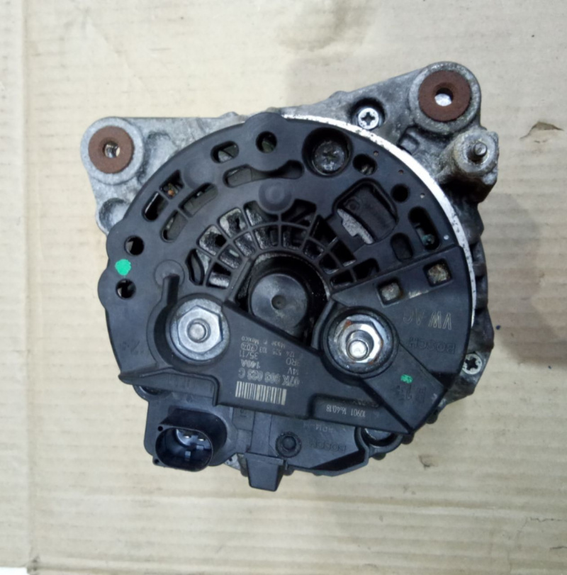 Генератор Volkswagen Passat B7 2.5 1.8 USA 2011-2015 07K903023C